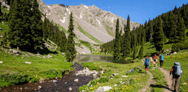 The Great Outdoors: Gift Ideas for the Active, Outdoorsy Person